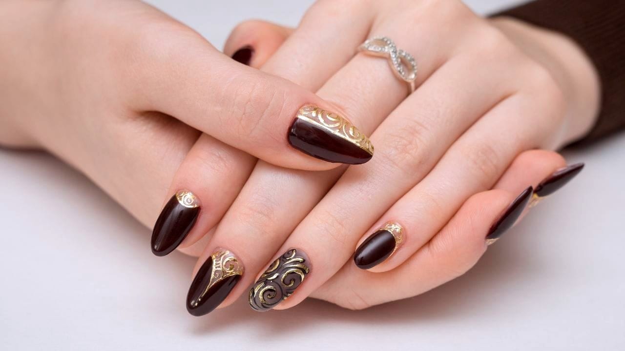 almond nails short