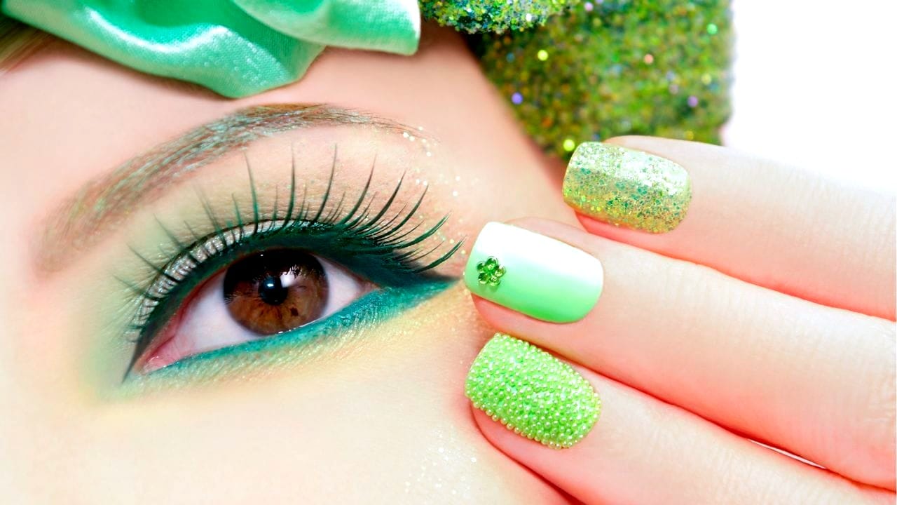 green nail polish