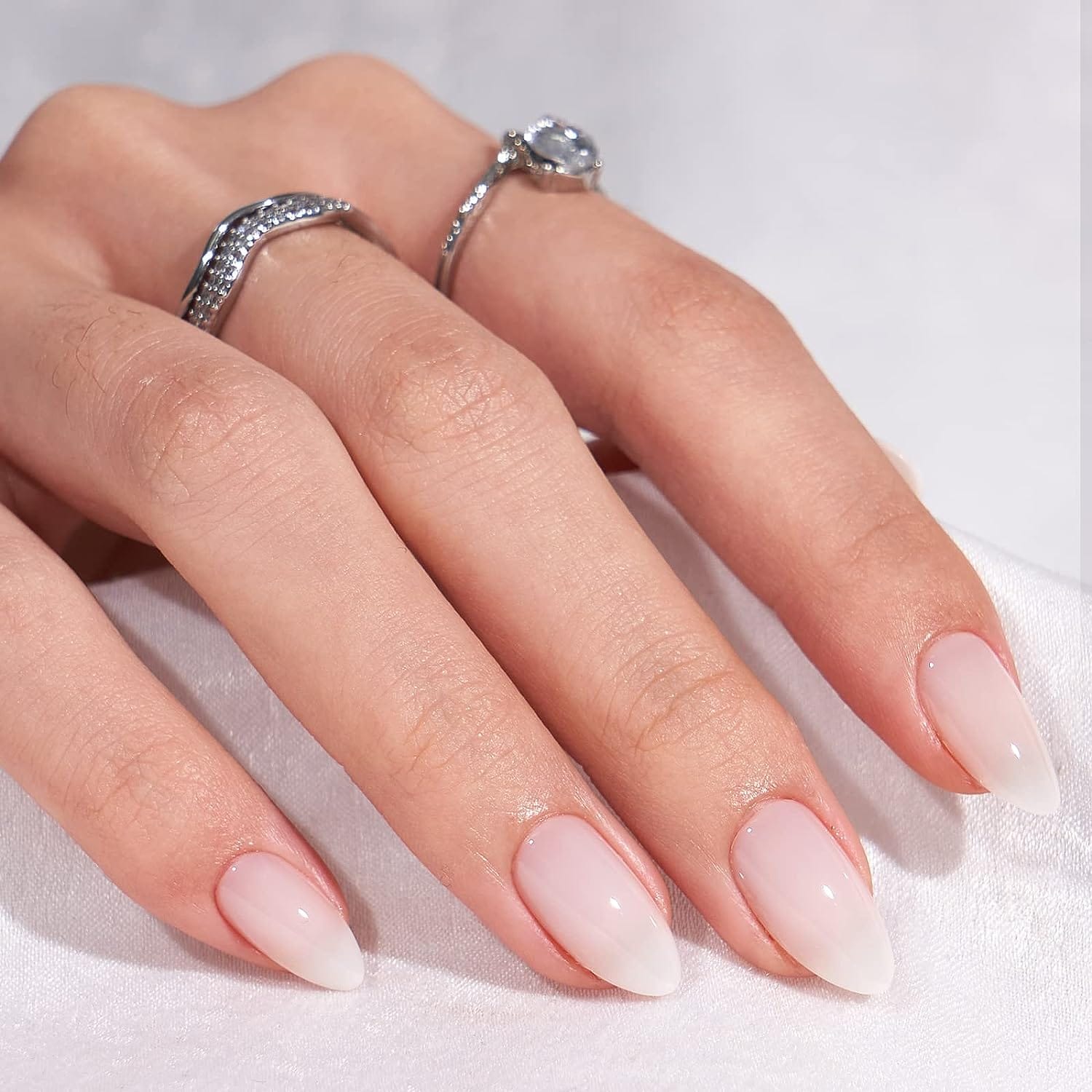 Top 5 White Fake Nails: The Ultimate Buyer's Guide